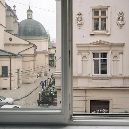 Teatralna Old City *