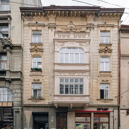 Teatralna Old City