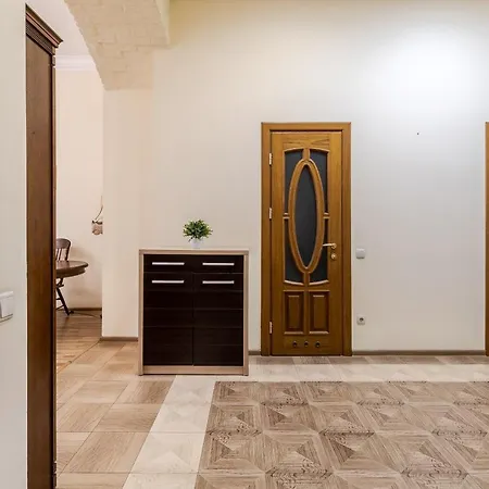Apartment Teatralna Old City Lviv