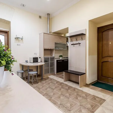 Apartment Teatralna Old City